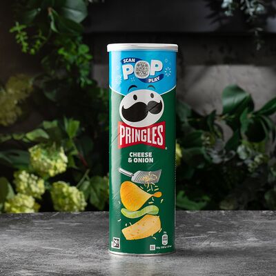 Чипсы Pringles Сыр и лук в Огонь по цене 550 ₽
