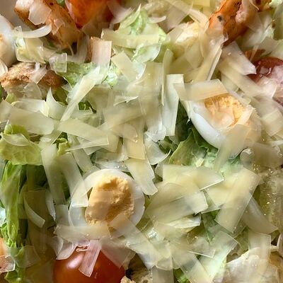 Цезарь с курицей в Маркс по цене 595 ₽