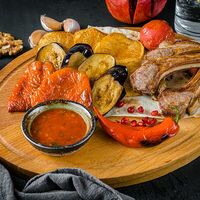 Баранина (корейка) с овощами в Ресторан Воробьёвы Горы PREMIUM