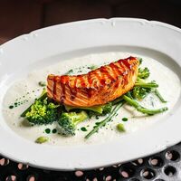 Лосось терияки с зелёными овощами в Коробок