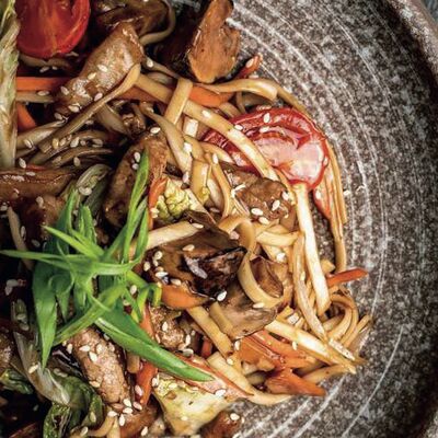 Лапша по-сингапурски в Hanami по цене 805 ₽