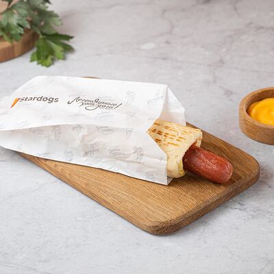 Французский хот-дог с говяжьей сосиской в Хлебное место по цене 380 ₽