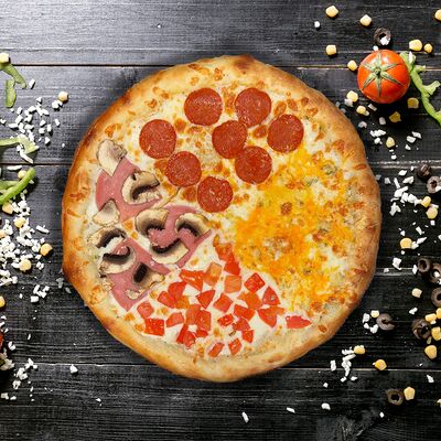 Четыре сезонав Sole Pizza по цене 940 ₽