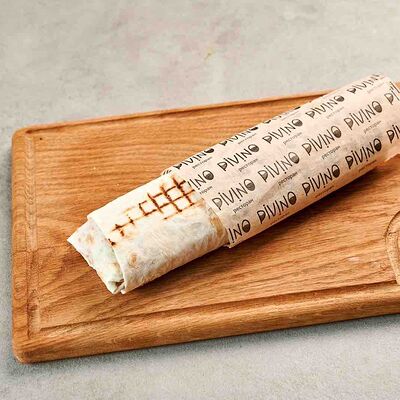 Шаверма с томатным соусом и куриным бедром в Pivino по цене 350