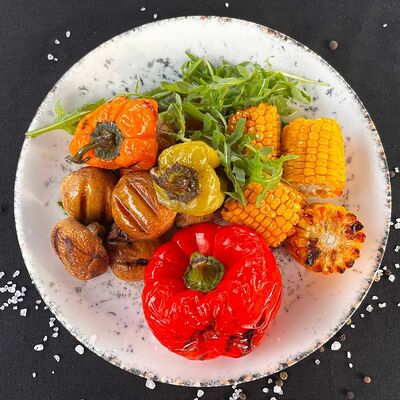 Овощное ассорти Grill в Мёд и мясо по цене 700 ₽