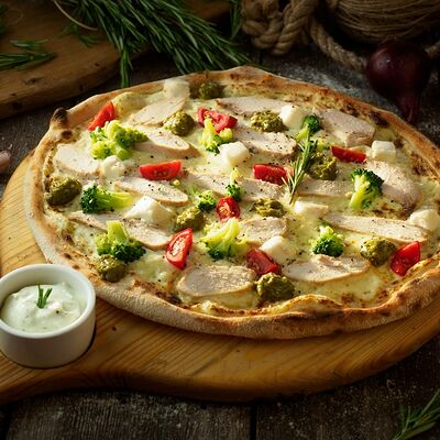 Пицца Цыпленок с песто в Мандариновый гусь по цене 599 ₽