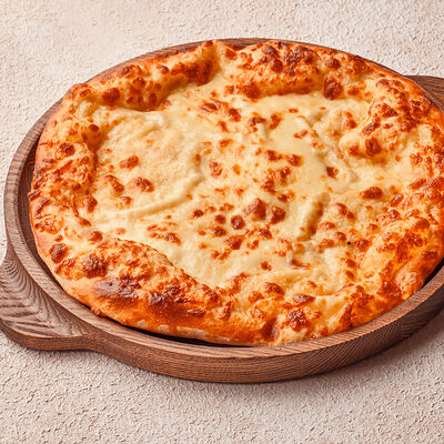 Хачапури по-мегрельски в Хачапури выпечка и вино по цене 690 ₽