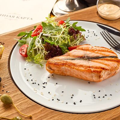 Стейк из лосося в Абрамовъ по цене 2280 ₽