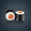 Ролл со свежим лососем в Wok & Roll по цене 420