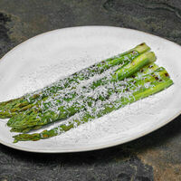 Спаржа гриль в Sigma