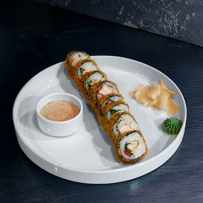 Горячий ролл Цезарь с курицей в Berberry & ptichka по цене 699 ₽