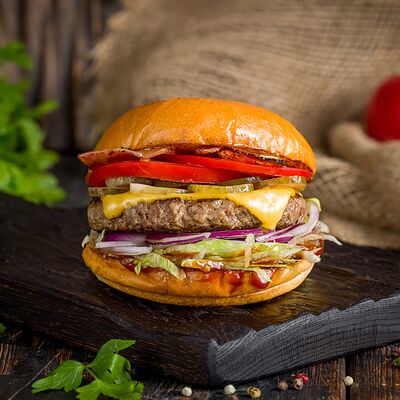 Большой Мэнни в Manny's Burger по цене 790 ₽