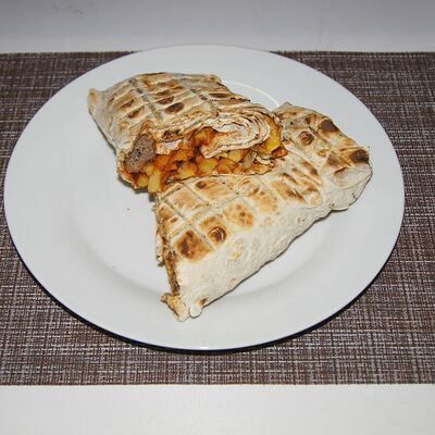 Шаурма по-узбекски с бараниной в Шашлыки & Пироги по цене 500 ₽