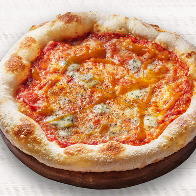 Четыре сыра с манговым чатни премиум в Перчини по цене 600 ₽