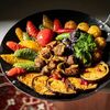 Садж с бараниной и овощами в Миндаль по цене 2200