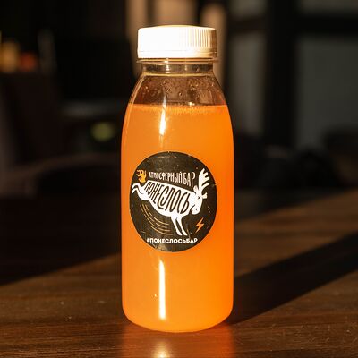 Лимонад Грейпфрут-лемонграсс в Гриль Бар Понеслось по цене 360 ₽