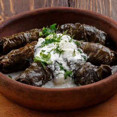 Долма со свининой и говядиной в У Ханумы по цене 480 ₽