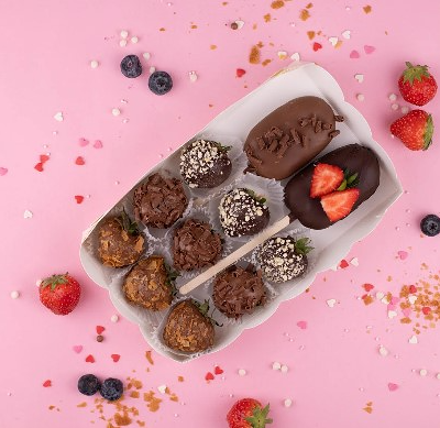 Набор Эскимо в шоколадной глазуре с клубникой в шоколаде в Пышно Расцвели по цене 2100 ₽