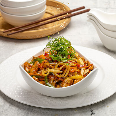 Удон с курицей в BambookCafe по цене 420 ₽