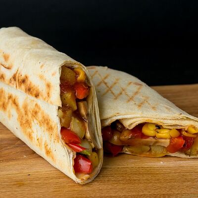 Шаурма с овощами гриль в МАНГАЛКОФЕ по цене 300 ₽