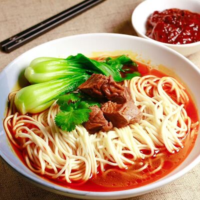 Лапша с тушеной говядиной в Рисарт по цене 560 ₽