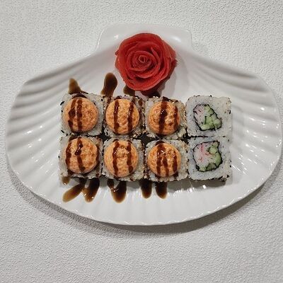 Острый ролл Лосось в Хочу SUSHI по цене 499 ₽