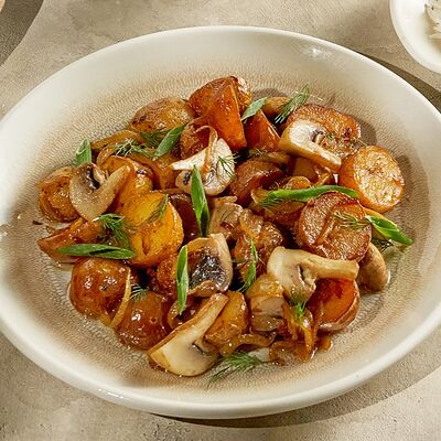 Картофель беби с грибами в Урюк по цене 330 ₽