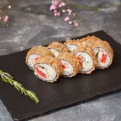 Темпура ролл Имбирный в Баба роллс по цене 190 ₽