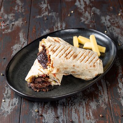 Шаурма сырная с говядиной в Istanbul StreetFood по цене 650 ₽