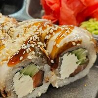 Дракон в Wok & Sushi