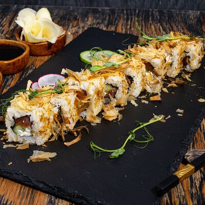 Лосось в стружке тунца в Ohasi по цене 895 ₽