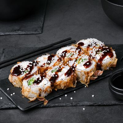 Бонито с угрём в Sushi Aura по цене 690 ₽