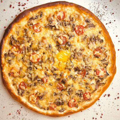 №8 Пицца Карбонара классическая в Батон и булка по цене 952 ₽