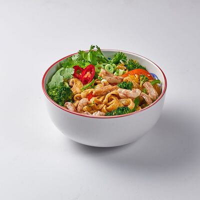 Лапша с курицей в WU SHU по цене 650 ₽