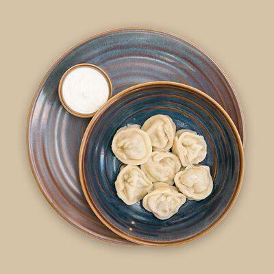 Пельмени домашние в Любим сытно по цене 625 ₽