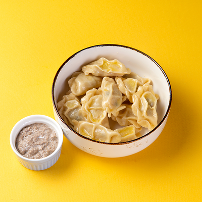 Вареники с картофелем и грибами с грибным соусом в Handy Place по цене 295 ₽