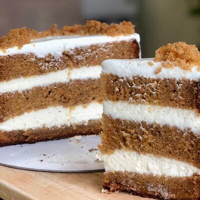 Морковный торт в Hrum Biscuits по цене 350 ₽