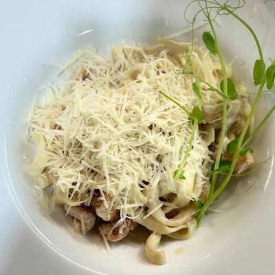 Тальятелле с курицей и грибами в Корица по цене 525 ₽