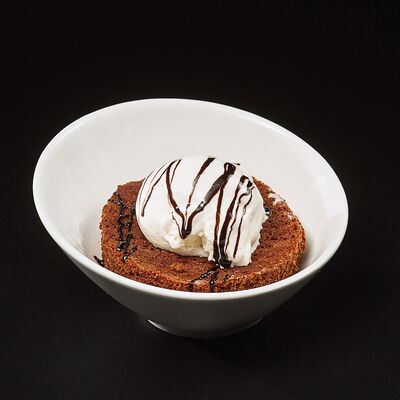 Брауни в Harats Pub по цене 518 ₽