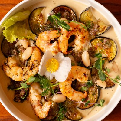 Баклажаны с тигровой креветкой с кремом из белой фасоли в Ярды Superbar по цене 750 ₽