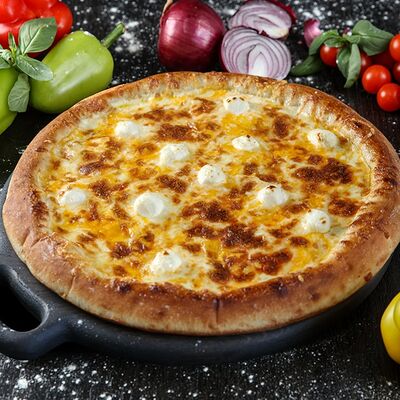 Пицца Четыре сыра 38 см в Loca Pizza по цене 1430 ₽