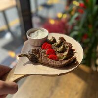 Печеный баклажан в Campus Grill