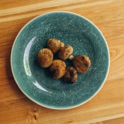 Шампиньоны на мангале в Мацони по цене 330 ₽