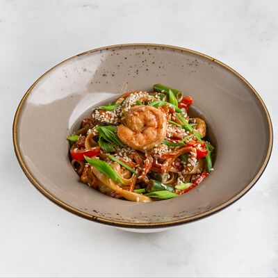 Вок с морепродуктами в Cafecafe по цене 560 ₽