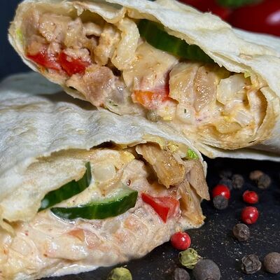 Шаурма Острая большая в Шаулинь по цене 400 ₽