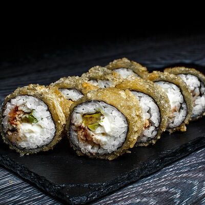 Tempura roll креветка в Sushi Shop Company по цене 399 ₽