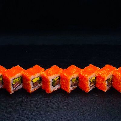 Калифорния с тунцом в Sushi adler по цене 879 ₽