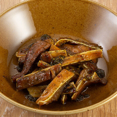 Свиные уши копченые в Колбасофф по цене 460 ₽