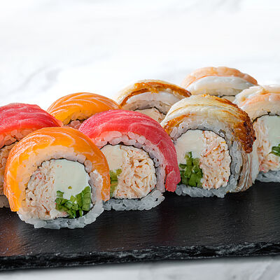 Ванилла ролл в Too much sushi по цене 910 ₽