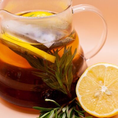 Авторский Таежный чай с шишками в Диалог по цене 329 ₽